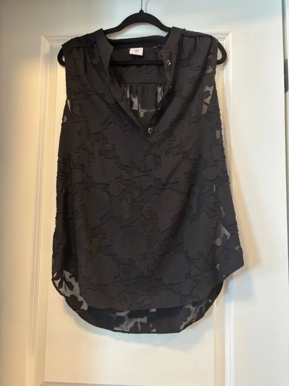Cabi sleeveless blouses - Picture 8 of 12